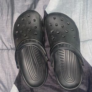 Black Crocs